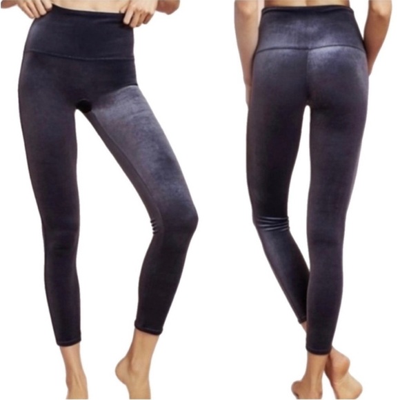 SPANX Pants - Spanx Velvet Leggings in Navy Blue
